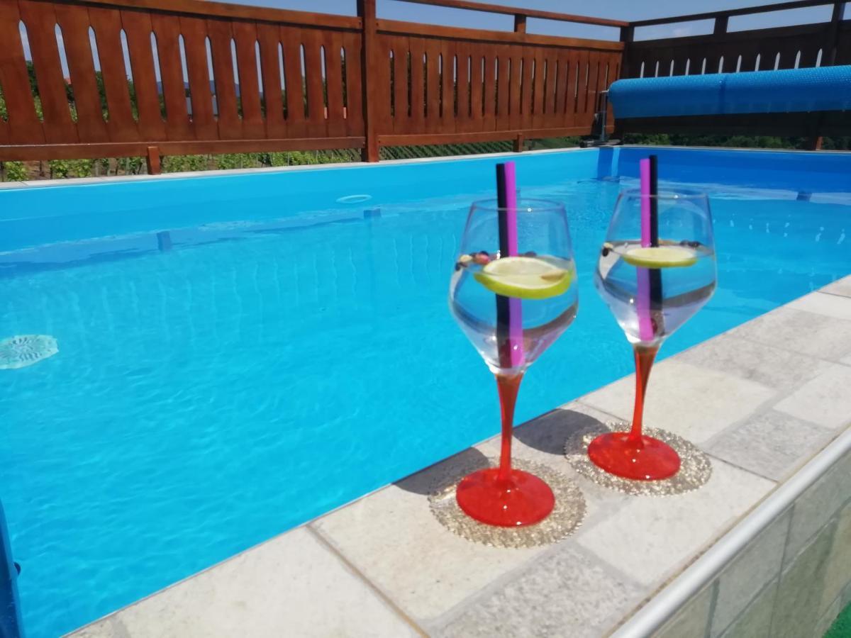 Apartman Ferenac Ozalj Exteriör bild